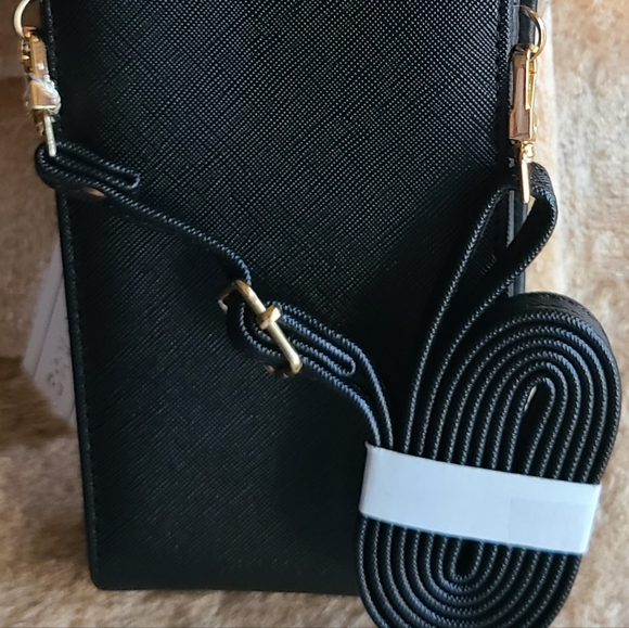 PARK AVE COLLECTION PHONE CROSSBODY BAG BLACK MULTI SECTIONAL DETACHABLE STRAP - Picture 6 of 12